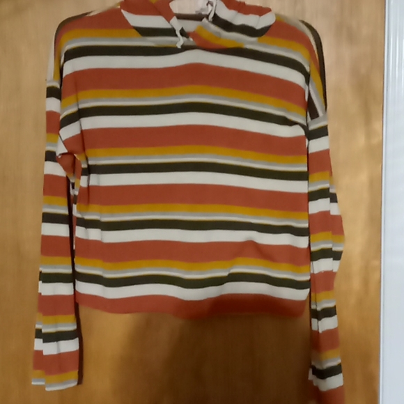 Shirt - Picture 1 of 3